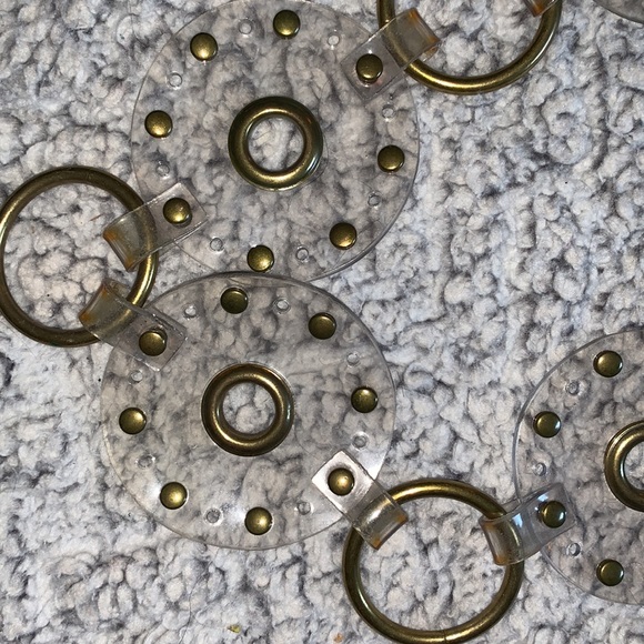 Clear/Metal Stud Medallion Chain Belt - Picture 5 of 5